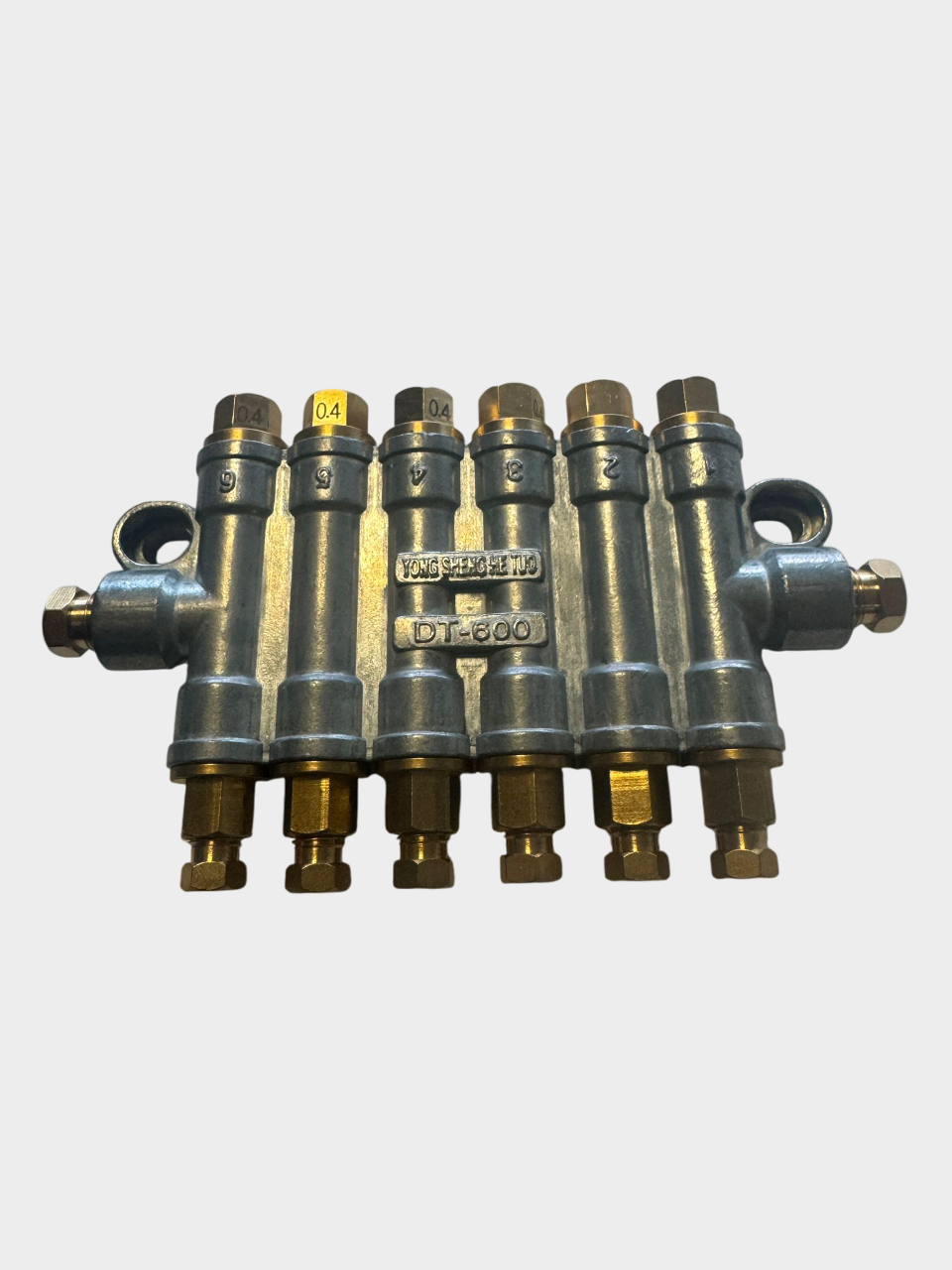 DT-6 0,4 CC DAĞITICI